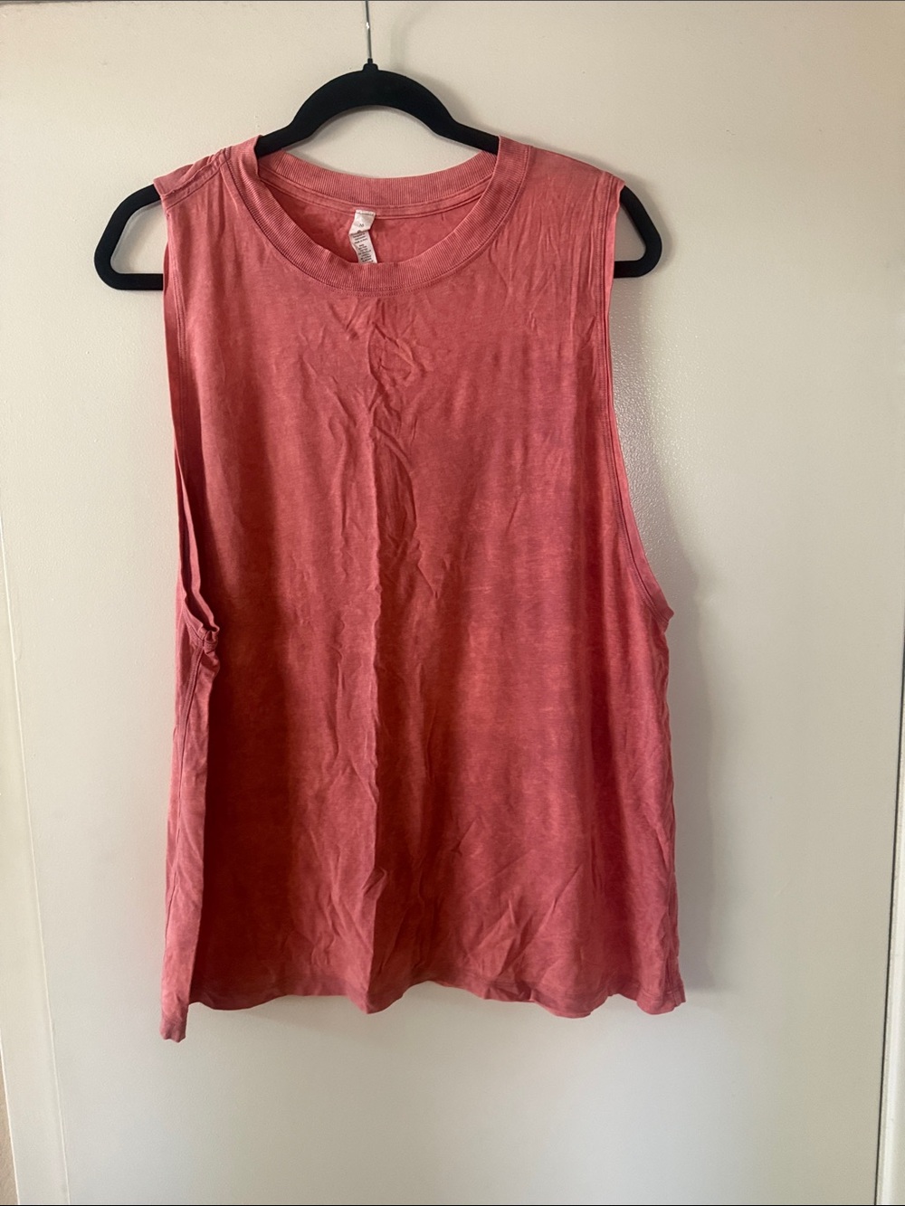 lululemon athletica Sleeveless Muscle Tank - Rose